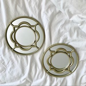 Two Circle Mirrors